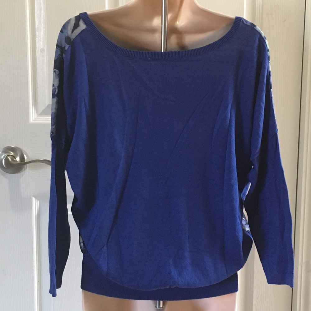 Ann Taylor Loft Beautiful Blouse - Picture 2 of 6